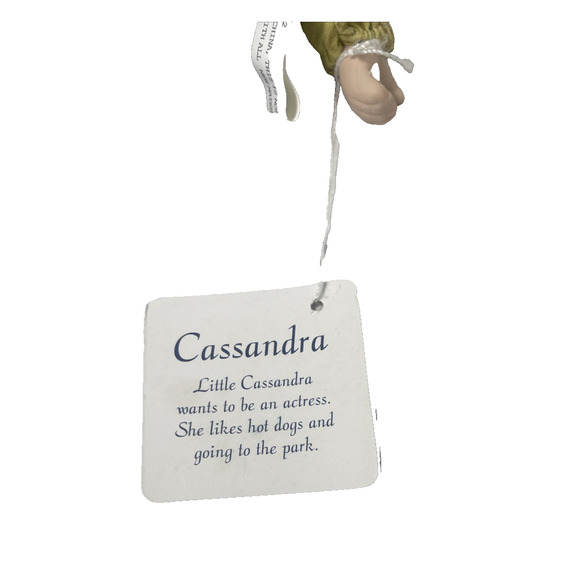 Classic Treasures Porcelain Clown Doll 9" Cassandra - Picture 4 of 5